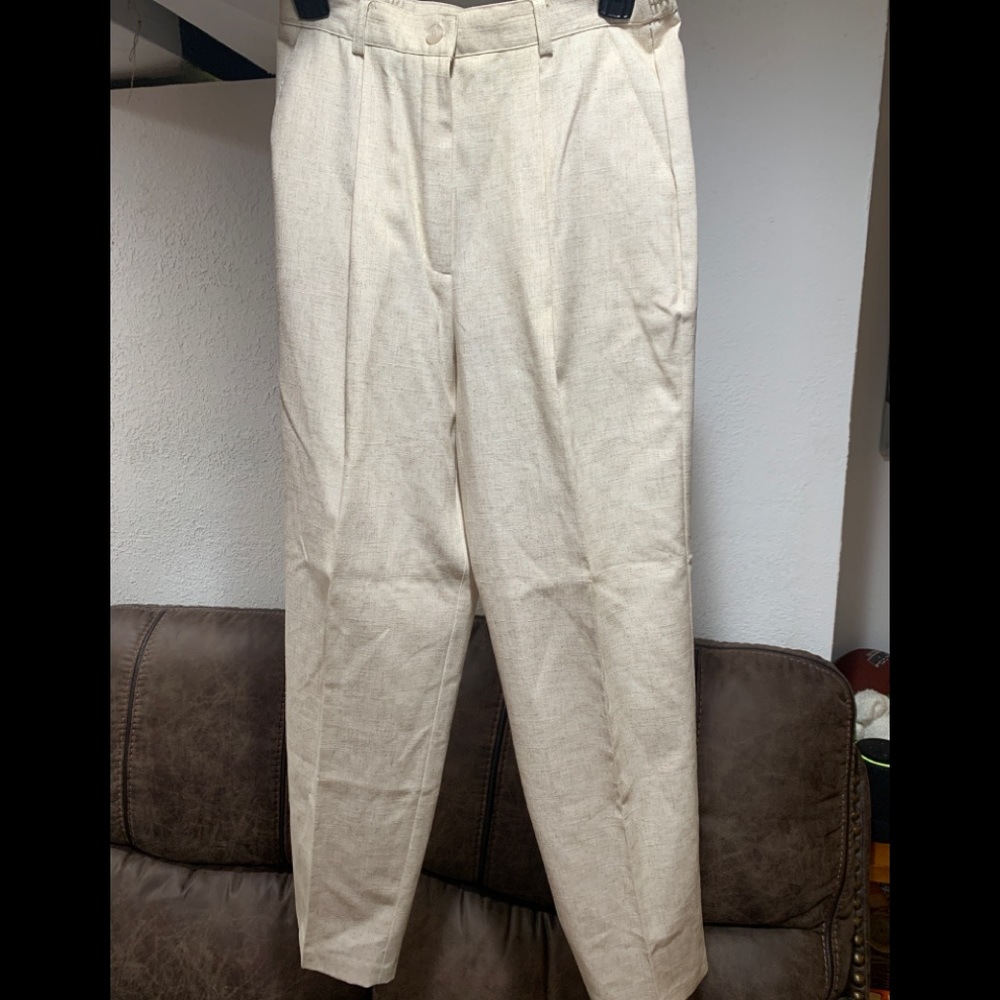 Sag Harbor Linen Blend Pants Trousers Cream Cropped Pleated 8P